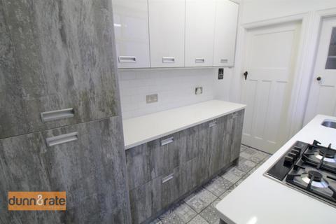 117 Hamil Road, Stoke-on-trent, ST6 1AP