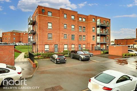 1 bedroom apartment for sale, Bridge Road East, WELWYN GARDEN CITY