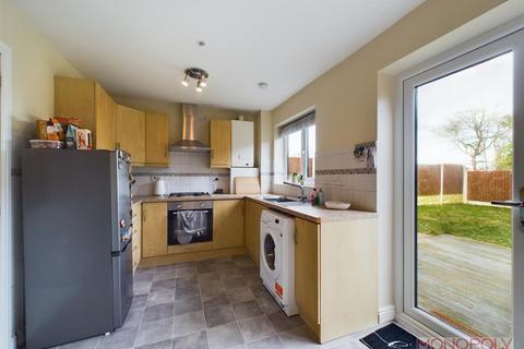 2 bedroom semi-detached house for sale, Old Mold Road, Gwersyllt, Wrexham