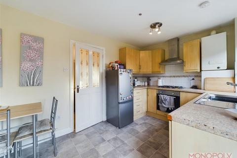 2 bedroom semi-detached house for sale, Old Mold Road, Gwersyllt, Wrexham