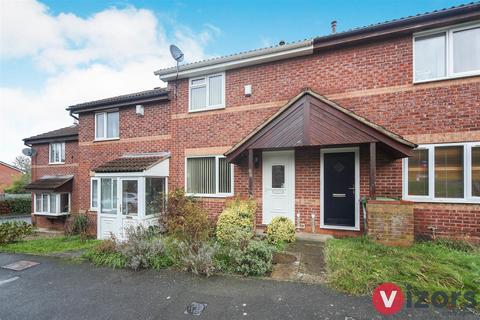 2 bedroom terraced house for sale, Perryfields Close, Redditch