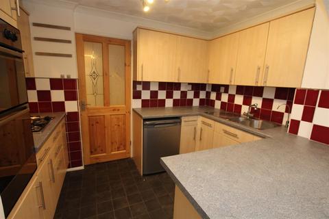 3 bedroom semi-detached house for sale, Lewes Close, Eastleigh