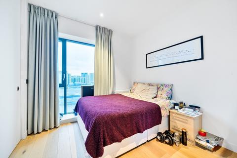 3 bedroom flat for sale, Botanic Square London E14