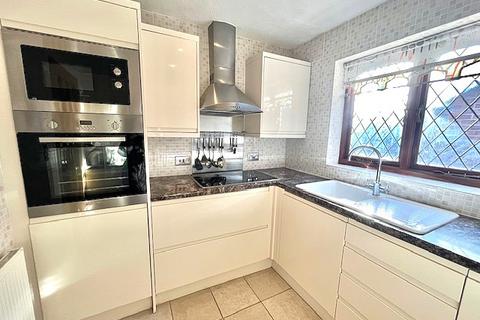 4 bedroom detached house for sale, Newfield Road, Selsey