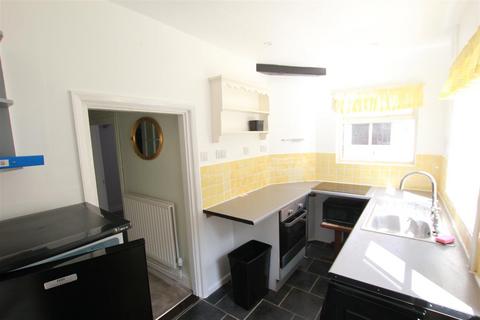 2 bedroom cottage to rent, High Street, Stevenage, SG1 3BG