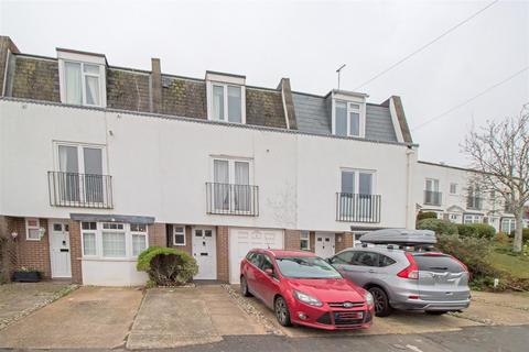 2 bedroom terraced house to rent, Kew Street, Brighton