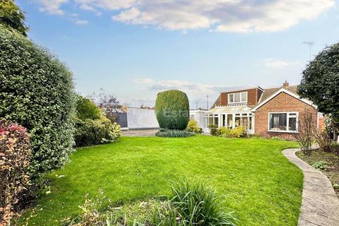 4 bedroom detached house for sale, Potash Road, Billericay CM11