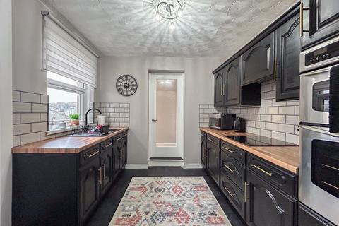 3 bedroom terraced house for sale, Penywain Street, Wainfelin, NP4