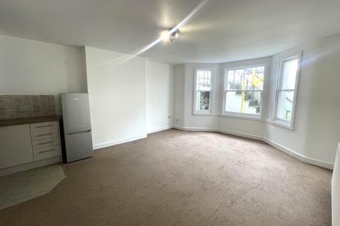 2 bedroom flat to rent, Tisbury Road, Hove, East Sussex