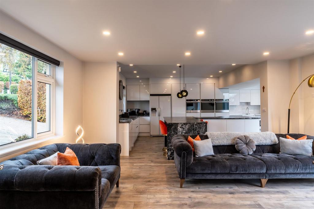 Living Kitchen