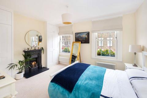 3 bedroom end of terrace house for sale, Argyle Road, Stepney, London, E1