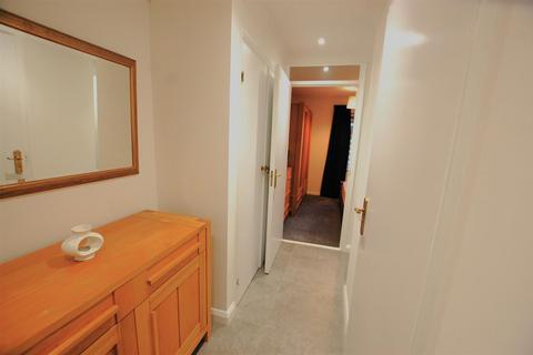 1 bedroom ground floor flat for sale, Ashley Court, Hatfield