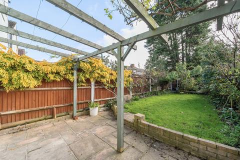 193 Boundary Road, Woking, GU21 5BU