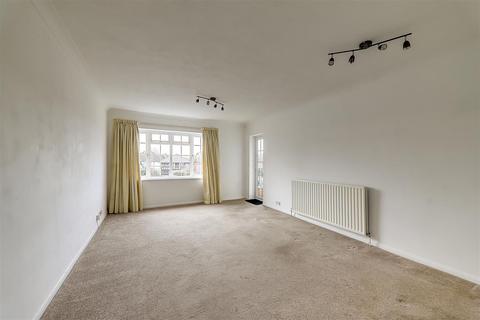 2 bedroom flat for sale, Lamorna Grove, Worthing