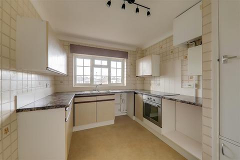 2 bedroom flat for sale, Lamorna Grove, Worthing