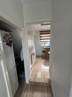 2 bedroom end of terrace house to rent, 2 Bedroom Terraced House For Rent London, N17