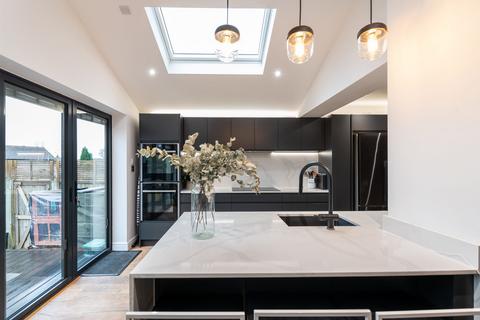 78 Allingham Road, Reigate, RH2 8HX