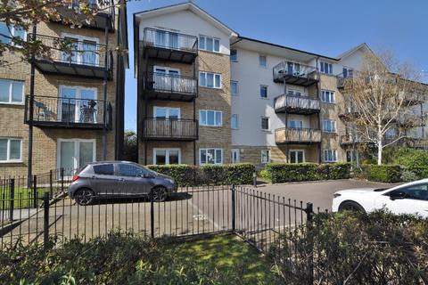 2 bedroom flat for sale, Sharps Court, Cooks Way, Hitchin