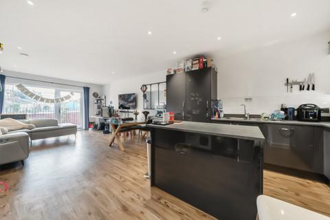 2 bedroom apartment for sale, Sandy Hill Road, London