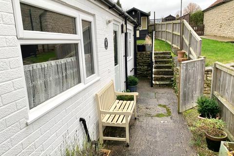 2 bedroom terraced house for sale, Westgate, Pickering