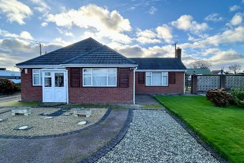 3 bedroom bungalow for sale, Heath Lane, Telford TF6