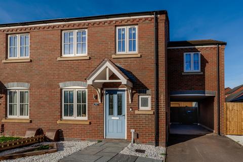 Meadow Way, Tamworth, B79