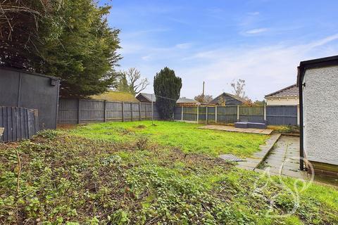 2 bedroom semi-detached bungalow for sale, Parsons Hill, Great Bromley