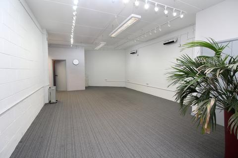 Workshop & retail space to rent, Willow Business Park, Willow Way, Sydenham, SE26