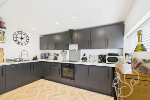 2 bedroom apartment for sale, Berechurch Road, Colchester