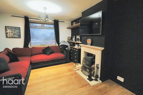 2 bedroom terraced house to rent, The Street, SWINDON