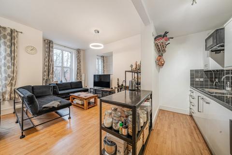 2 bedroom flat for sale, Old Commercial Road, Hampshire PO1