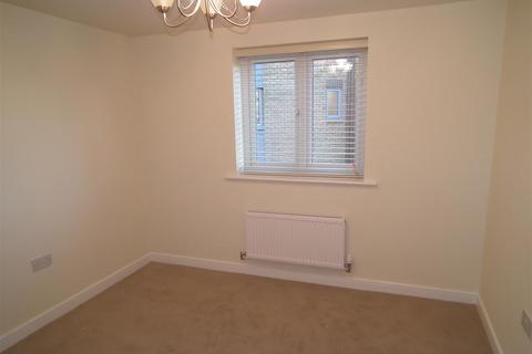 2 bedroom apartment to rent, Saw Mills Court, Old Towcester Road