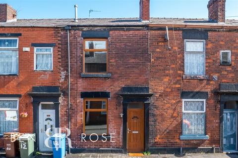 2 bedroom house to rent, Bannister Street, Chorley