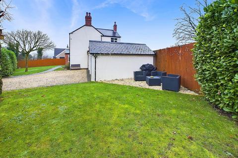 3 bedroom detached house for sale, Oakham Road, Halstead