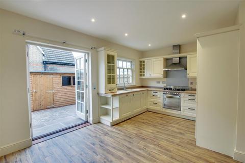 4 bedroom townhouse for sale, River Place, St. Ives