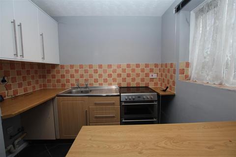 1 bedroom flat to rent, Byron Road, Eastleigh