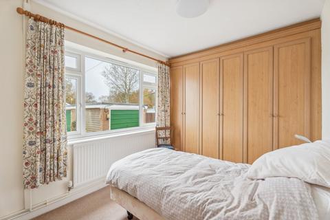 50 Cedar Crescent, Thame, OX9 2AU