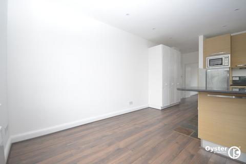 1 bedroom flat to rent, 143 Chase Side, London, N14