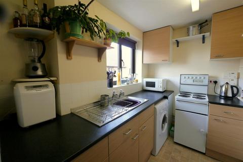 2 bedroom apartment to rent, High Street, Wallingford OX10