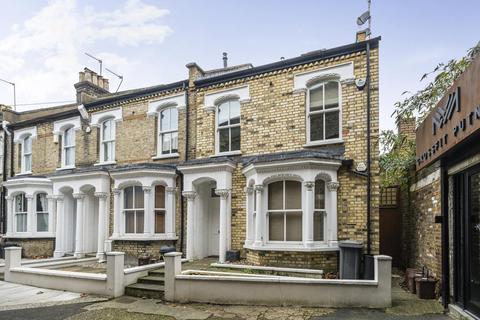 2 bedroom flat for sale, Winthorpe Road, London