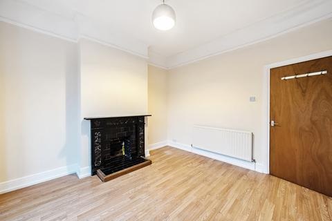 1 bedroom apartment for sale, Adelaide Road, London