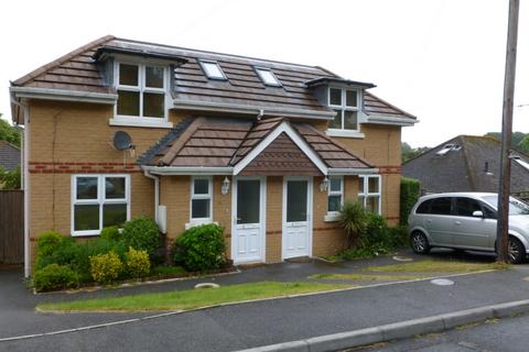 3 bedroom semi-detached house to rent, Gordon Road, Poole BH12