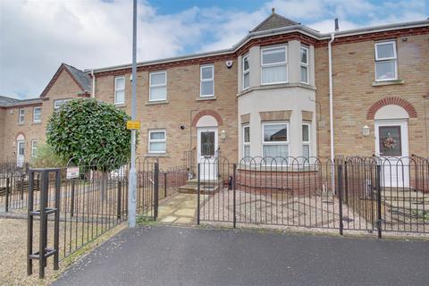 3 bedroom terraced house for sale, Cootes Meadow, St. Ives