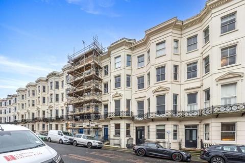 2 bedroom apartment for sale, Holland Road, Hove BN3