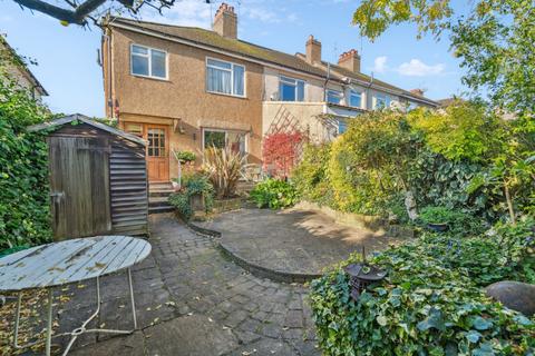 3 bedroom end of terrace house for sale, Mount Park Road, Eastcote, Pinner HA5