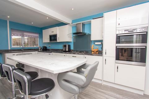 undefined, Hawthorn Drive, Leicester LE8
