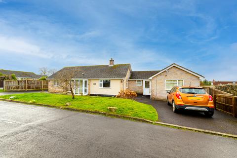 4 bedroom bungalow for sale, Willmotts Close, Chilton Polden