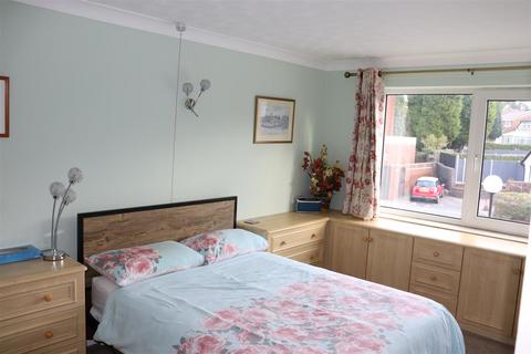 2 bedroom retirement property for sale, Northgate, Aldridge