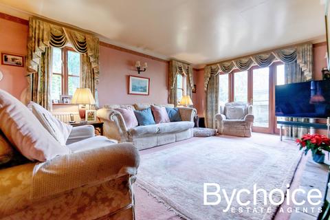 5 bedroom detached house for sale, Clay Hall Lane, Acton