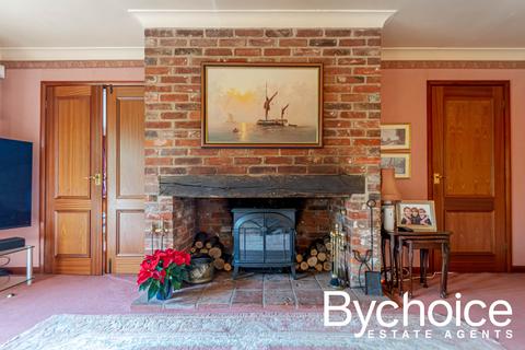 5 bedroom detached house for sale, Clay Hall Lane, Acton